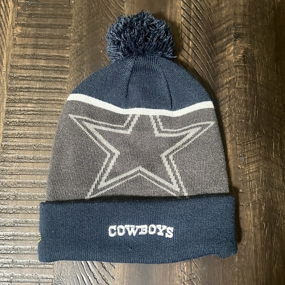 Dallas Cowboys Beanie - Picture 2 of 2